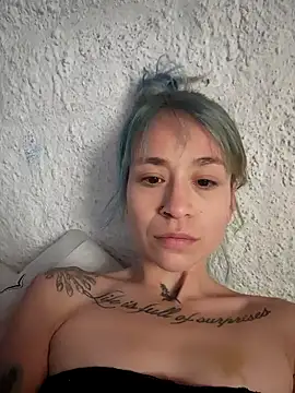 fablob23 online show from January 24, 2025, 5:21 pm