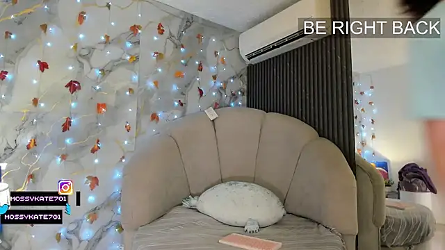 Snapshot of Katemoss70 chatting on November 20, 2025, 12:28 pm Katemoss70 online show from November 20, 2025, 12:28 pm