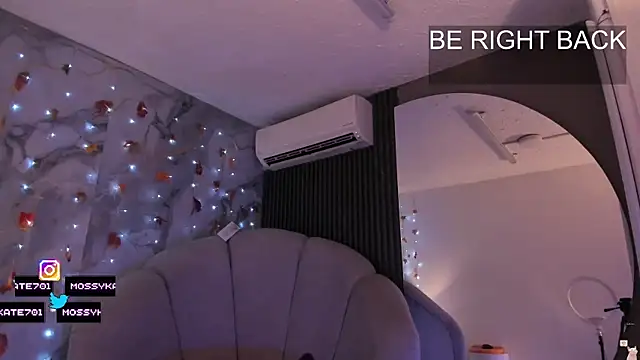 Snapshot of Katemoss70 chatting on November 23, 2025, 12:26 pm Katemoss70 online show from November 23, 2025, 12:26 pm