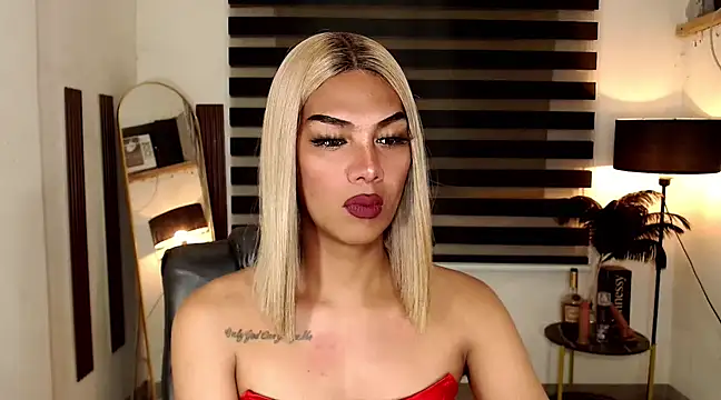 SarahAmber online show from March 13, 2025, 4:01 pm