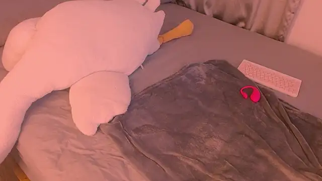 Lunita Galaxy online show from February 25, 2025, 5:30 am