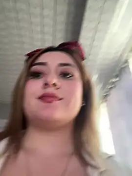 Snapshot of Sam_Thompsoon_ chatting on February 1, 2025, 8:37 pm Sam Thompsoon online show from February 1, 2025, 8:37 pm