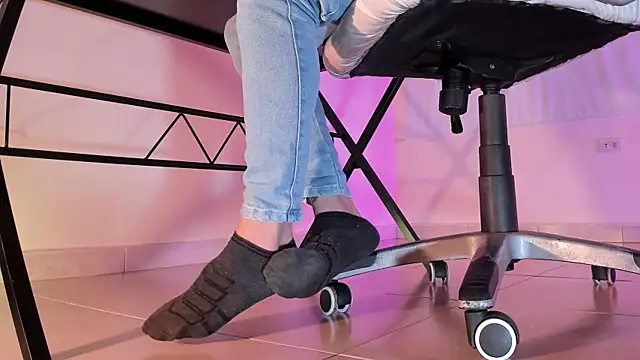 ArchieCollins online show from September 24, 2025, 4:19 am