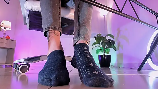 ArchieCollins online show from October 18, 2025, 8:44 pm