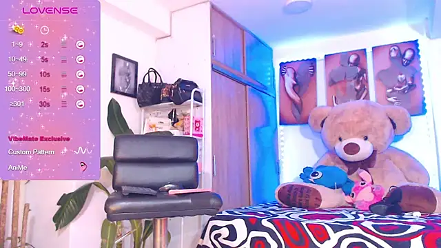 Hotgiirl 1 online show from February 10, 2026, 9:36 pm