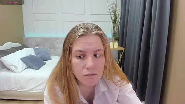 JadeSoft online show from February 1, 2025, 2:47 am