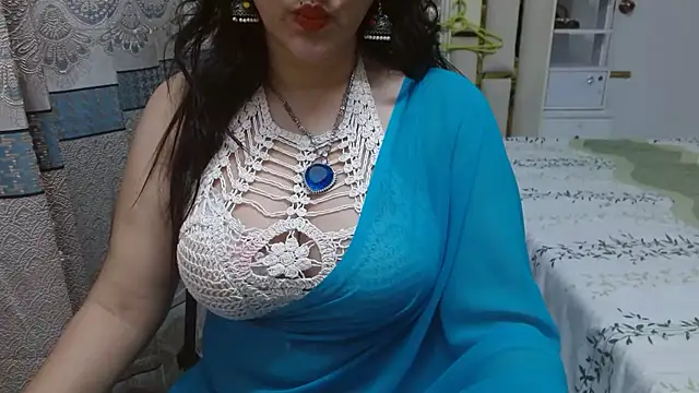 Lovelywife786 online show from November 15, 2025, 4:00 pm