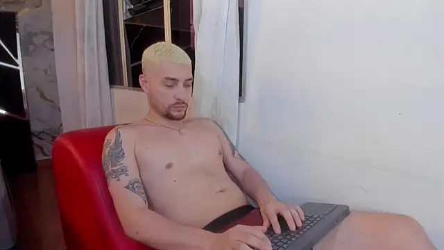 Pleasure Vibes23 online show from September 27, 2025, 9:43 pm