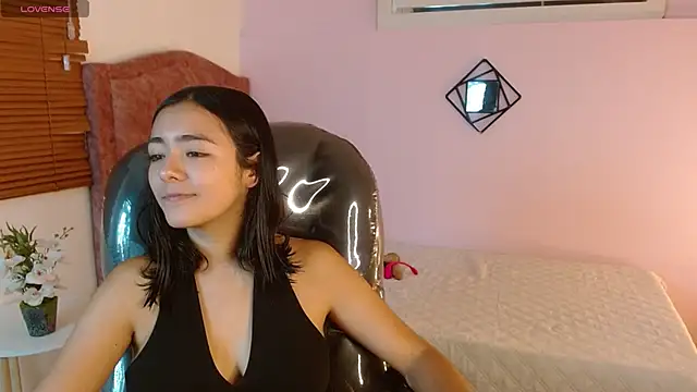 Ivy Gail online show from February 12, 2025, 4:33 am