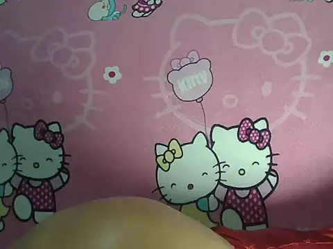 Snapshot of prettyyoung_mom23 chatting on March 22, 2026, 12:29 pm prettyyoung mom23 online show from March 22, 2026, 12:29 pm