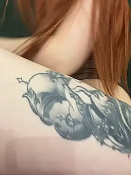 Snapshot of horny__molly_ chatting on December 30, 2024, 1:15 am horny molly online show from December 30, 2024, 1:15 am