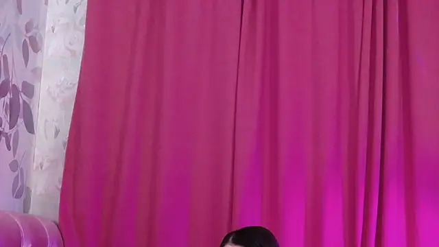 Snapshot of IVYDEAN chatting on October 3, 2025, 5:42 am IVYDEAN online show from October 3, 2025, 5:42 am