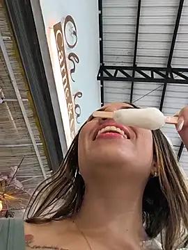 Snapshot of Nanybaker95 chatting on July 19, 2026, 9:44 pm Nanybaker95 online show from July 19, 2026, 9:44 pm