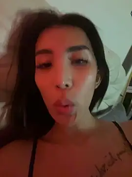 Snapshot of BunnieAngel chatting on September 9, 2025, 1:49 am BunnieAngel online show from September 9, 2025, 1:49 am