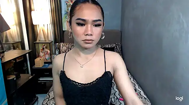 MajaSalvador online show from January 10, 2025, 4:20 pm