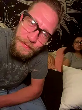 Snapshot of Tomas_Zaddy chatting on November 27, 2025, 6:47 am Tomas Zaddy online show from November 27, 2025, 6:47 am