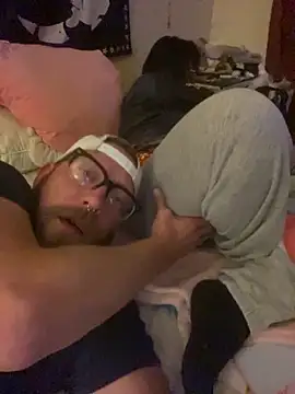 Snapshot of Tomas_Zaddy chatting on November 26, 2025, 6:24 am Tomas Zaddy online show from November 26, 2025, 6:24 am