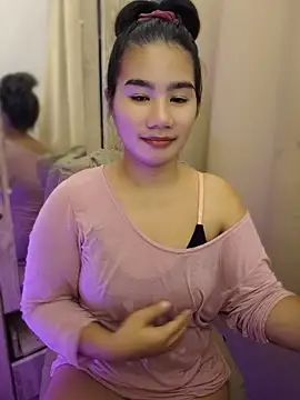 Kissy07 online show from March 5, 2026, 11:43 pm