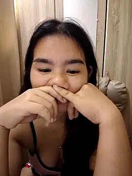 Kissy07 online show from October 28, 2025, 9:58 pm