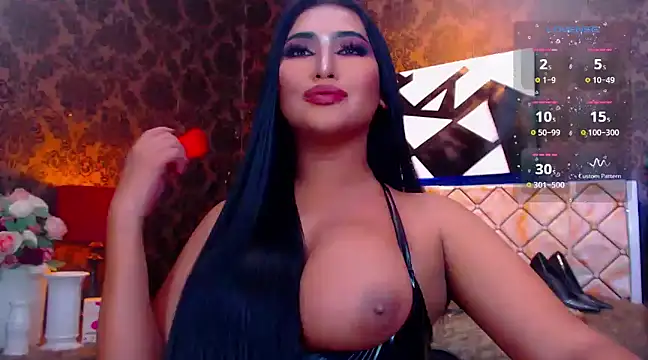 HugeCock Savanna online show from January 25, 2025, 1:21 am