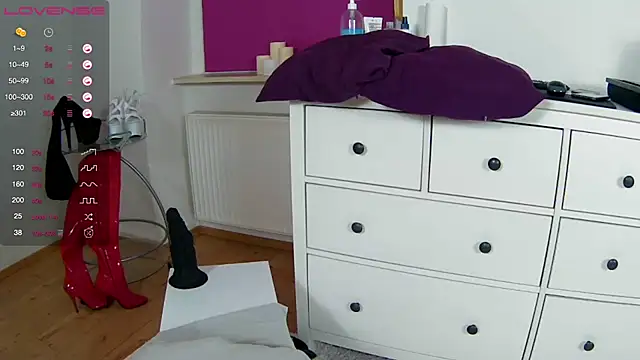 Latina daily online show from February 24, 2026, 1:23 pm