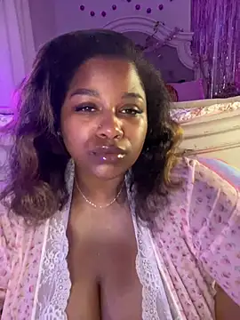 BigFineSelena online show from March 31, 2026, 6:37 am