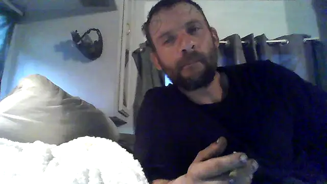 Snapshot of goodick4u28 chatting on January 12, 2026, 11:09 pm goodick4u28 online show from January 12, 2026, 11:09 pm