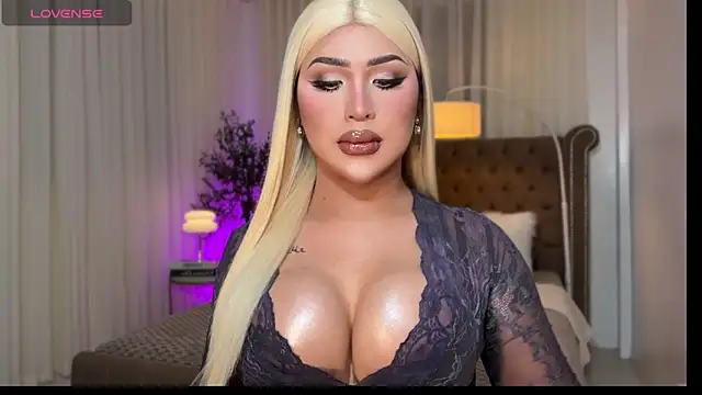 Your Majesty Tyra online show from November 15, 2025, 4:38 am