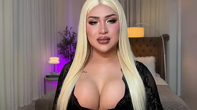 Your Majesty Tyra online show from September 27, 2025, 3:56 am