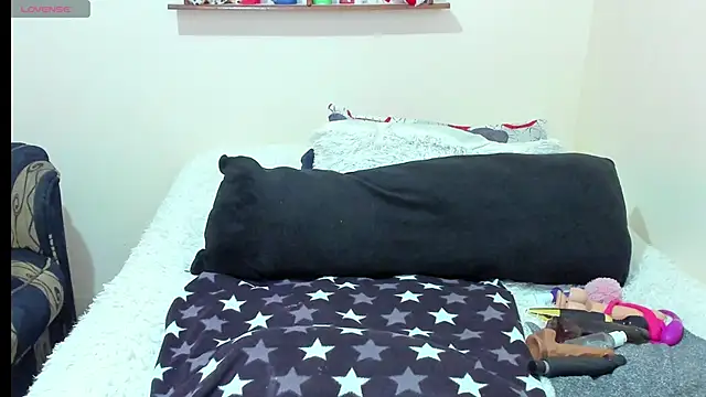 anie milf1 online show from May 15, 2026, 9:57 pm