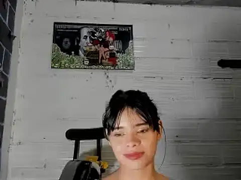 Snapshot of sarasandle chatting on January 12, 2025, 2:30 pm sarasandle online show from January 12, 2025, 2:30 pm