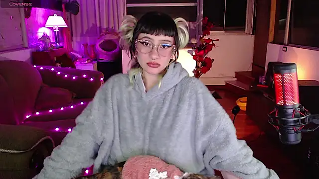 Aquamarinebubble online show from December 4, 2024, 4:15 am