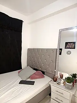 Snapshot of AmandaNordby_ chatting on February 15, 2026, 10:03 am AmandaNordby online show from February 15, 2026, 10:03 am