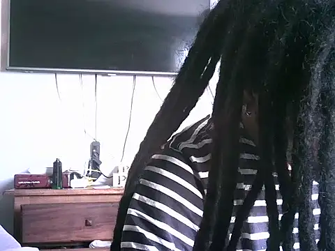 Snapshot of DarkSlim666 chatting on February 19, 2026, 4:15 pm DarkSlim666 online show from February 19, 2026, 4:15 pm