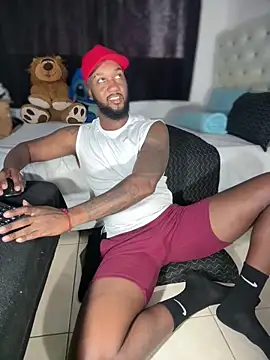 Snapshot of blackdrey18 chatting on February 24, 2026, 1:45 pm blackdrey18 online show from February 24, 2026, 1:45 pm