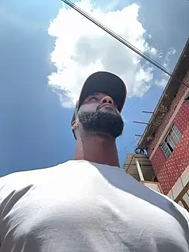 Snapshot of blackdrey18 chatting on February 16, 2026, 6:17 pm blackdrey18 online show from February 16, 2026, 6:17 pm