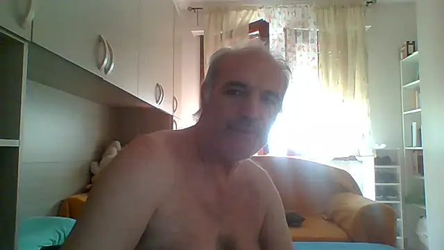 Setesesso7 online show from August 5, 2026, 2:33 pm