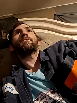 lewis7869 online show from September 25, 2025, 10:21 am