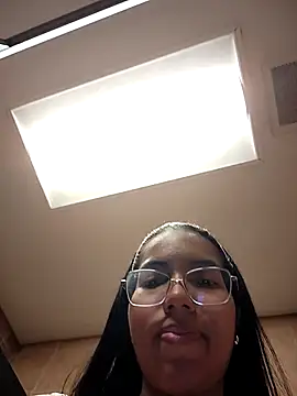 SheenaBrooke online show from October 1, 2025, 7:40 pm