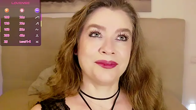 PetersEmily online show from November 15, 2025, 9:19 pm