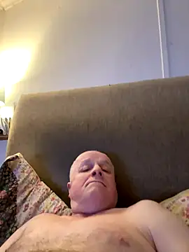 Snapshot of locallad88 chatting on January 6, 2026, 10:36 pm locallad88 online show from January 6, 2026, 10:36 pm