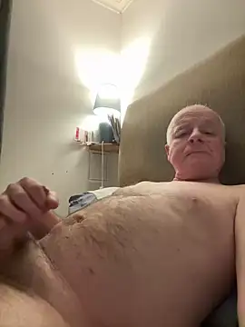 Snapshot of locallad88 chatting on March 9, 2025, 6:43 pm locallad88 online show from March 9, 2025, 6:43 pm