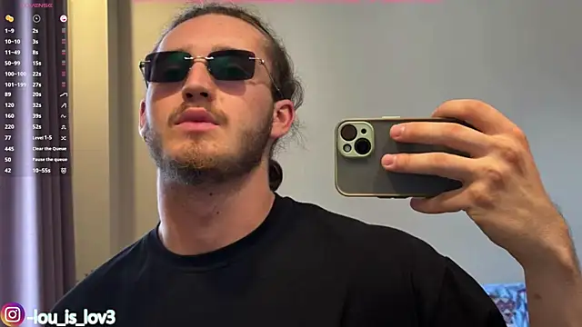 Louis Karlos online show from December 15, 2025, 4:07 am