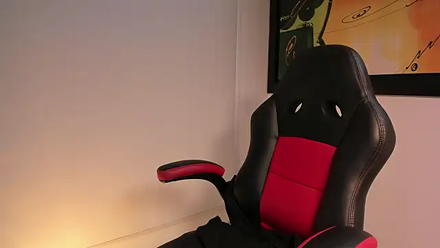 Snapshot of madelaine_blosson chatting on September 29, 2025, 12:33 pm madelaine blosson online show from September 29, 2025, 12:33 pm