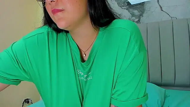 MAGIEVANS1 online show from March 17, 2025, 3:40 pm