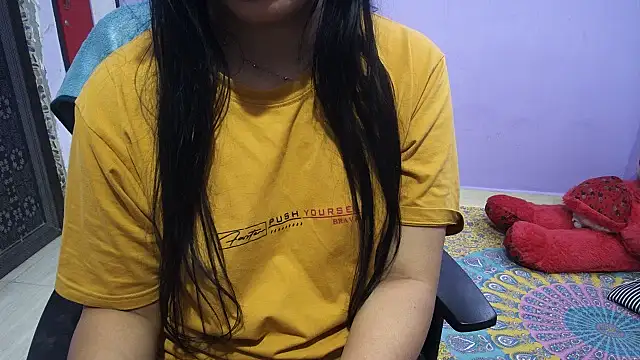 BabyNaina online show from December 3, 2025, 7:02 pm