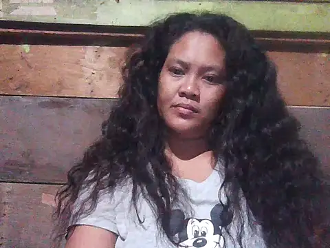 Ericababes online show from April 5, 2026, 9:32 pm