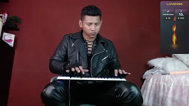 TomLover 12 online show from February 20, 2025, 10:59 pm