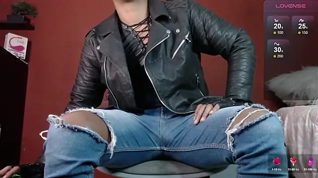 TomLover 12 online show from March 17, 2025, 11:53 am