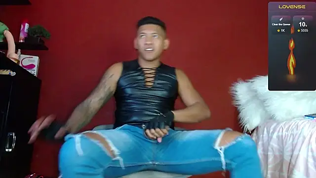 TomLover 12 online show from February 22, 2025, 2:19 pm